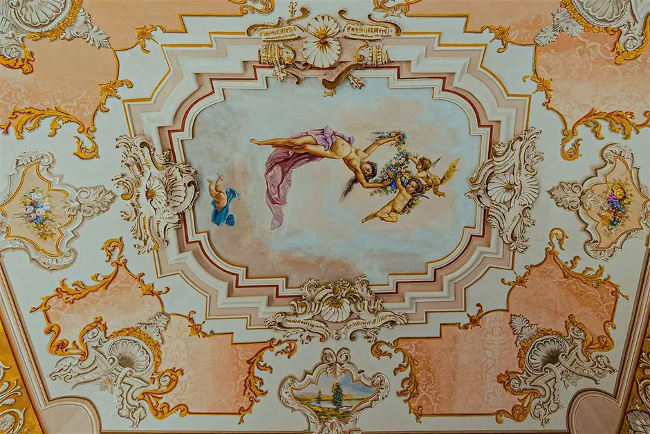 Facciata di Palazzo Ciccozzi a L'Aquila